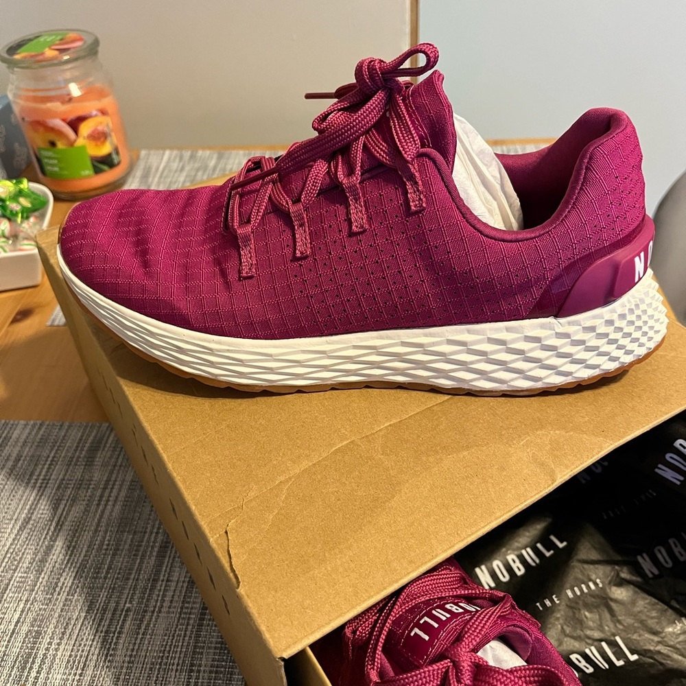 Brand new NOBULL runners